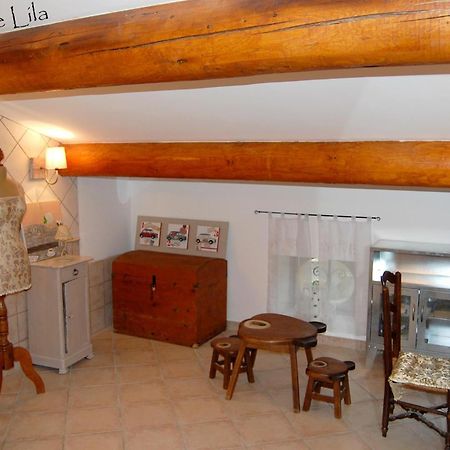 Maison D'Hotes Le Mas De Lila Вер Пон дю Гар Екстериор снимка