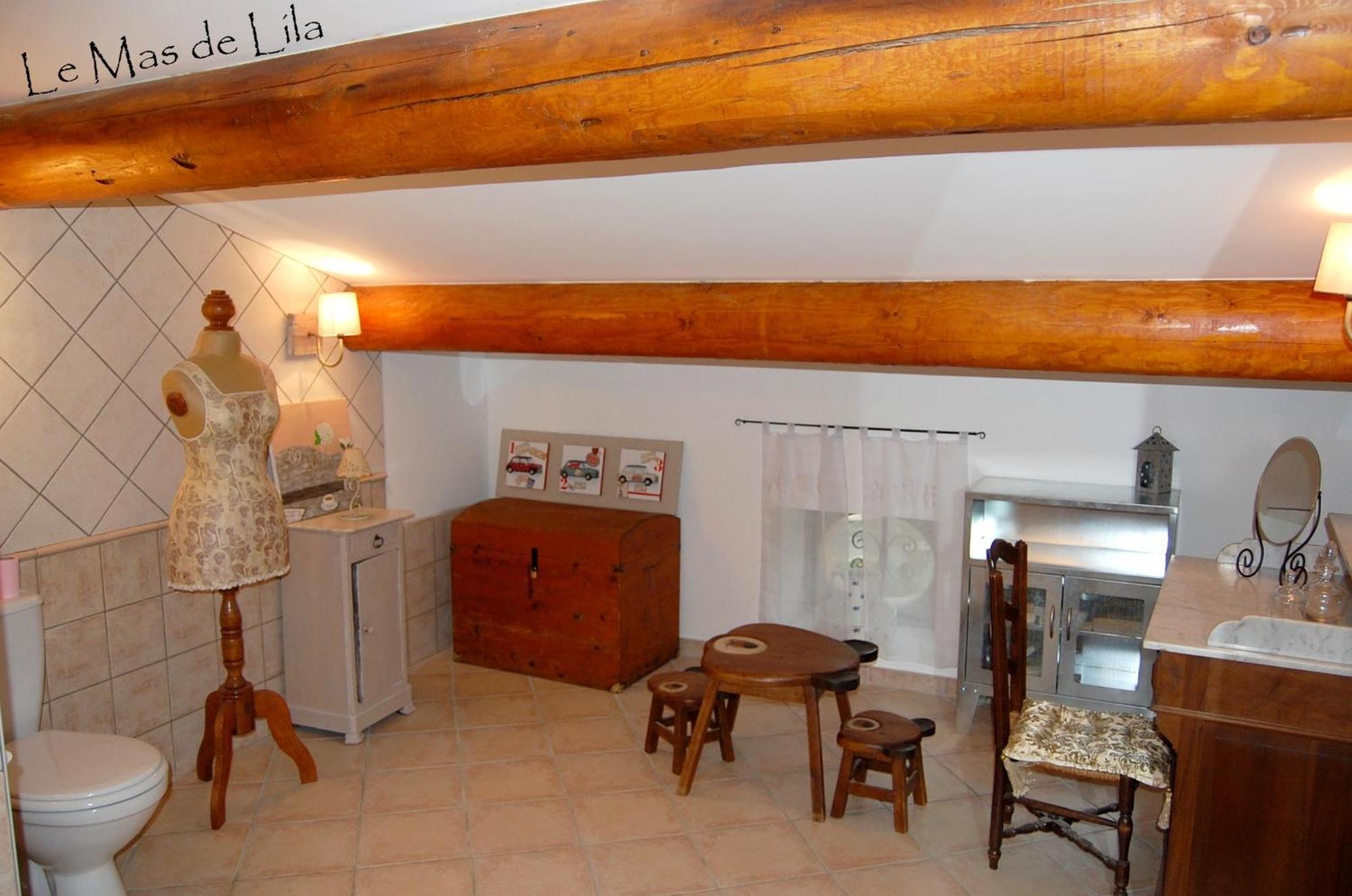 Maison D'Hotes Le Mas De Lila Вер Пон дю Гар Екстериор снимка